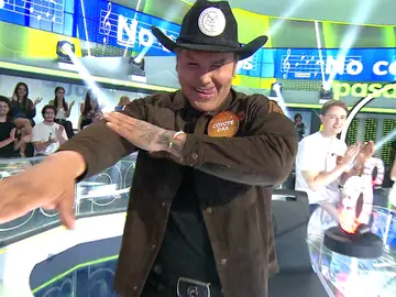 El debut estelar de Coyote Dax en Pasapalabra: arrasa al ritmo de ‘No controles’ El debut estelar de Coyote Dax en Pasapalabra: arrasa al ritmo de ‘No controles’